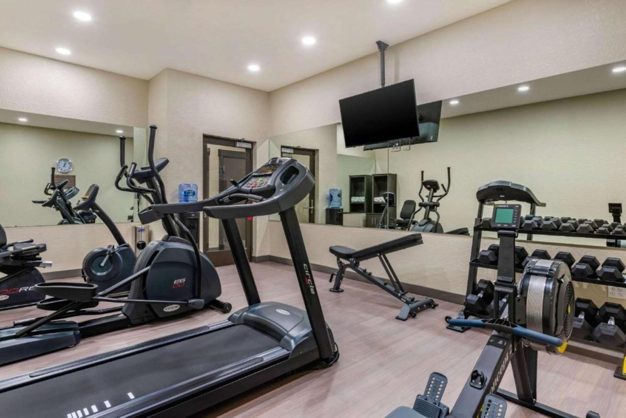 Ameniti Bay - Best Western Signature Collection Fruitville Bagian luar foto